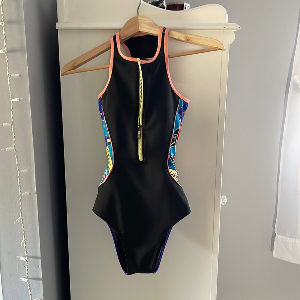 Roxy one piece bathing suit